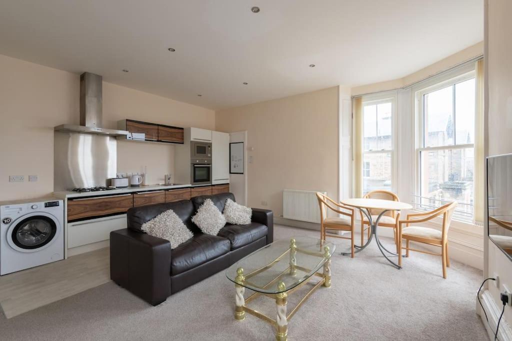 Castlebank House Flats, Dingwall Esterno foto